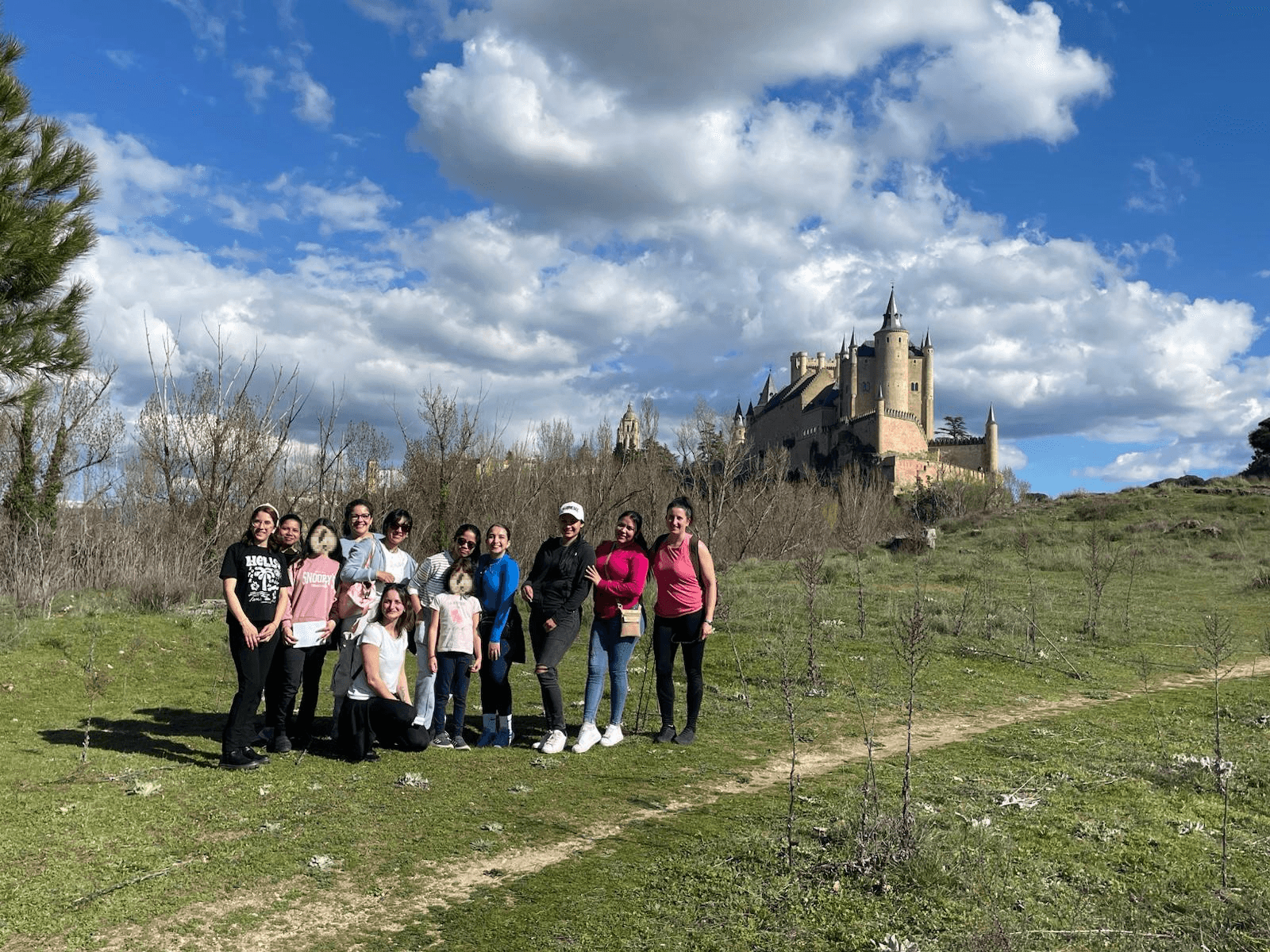 Un espacio seguro para crecer: el Grupo de Muchachas de Segovia