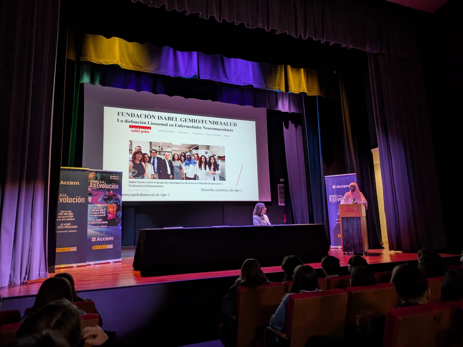 Accem inspira a más de 700 estudiantes con referentes femeninos y de orígenes diversos en ciencia y tecnología